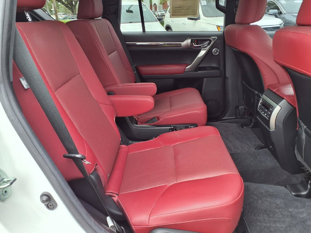 Used 2023 Lexus GX 460 Premium AWD/4WD image 17