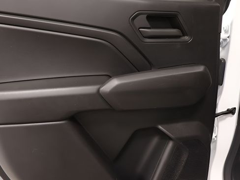 Used 2024 Chevrolet Colorado Trail Boss w/ Technology Package AWD/4WD image 19