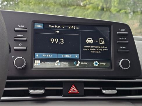 New 2026 Hyundai Elantra SE FWD image 19