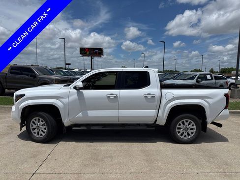 Used 2024 Toyota Tacoma SR5 RWD image 3