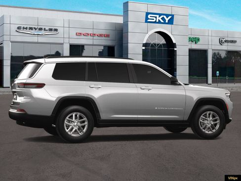 New 2025 Jeep Grand Cherokee L Laredo image 18