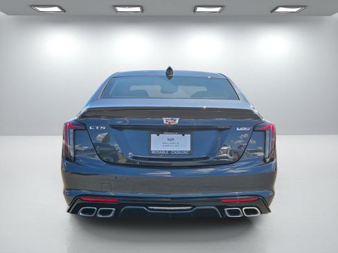 New 2026 Cadillac CT5 V image 5