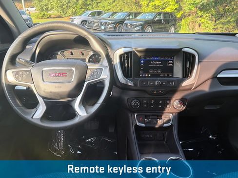 Used 2024 GMC Terrain SLE AWD/4WD image 25