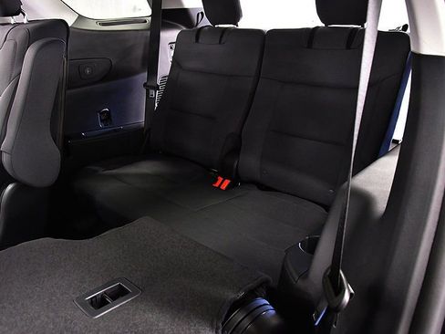 New 2026 Ford Explorer Active image 32