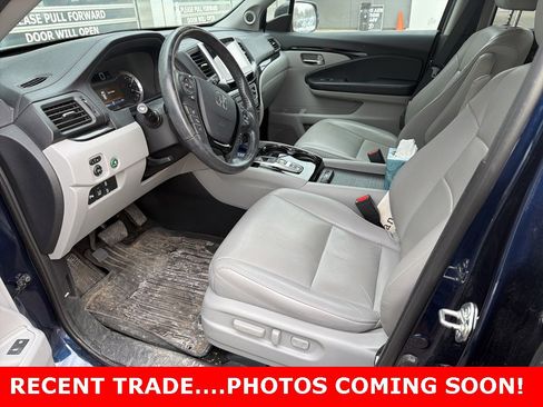 Used 2018 Honda Pilot Touring image 4