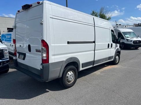 Used 2018 RAM ProMaster 2500 w/ Interior Convenience Group FWD image 5