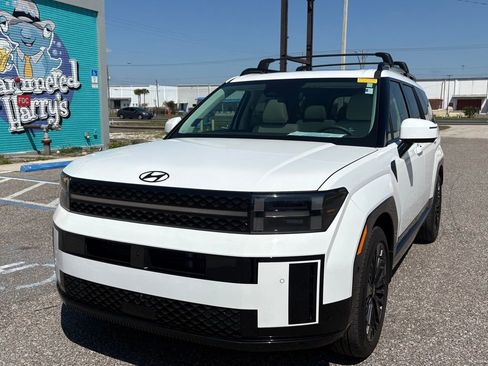 Used 2025 Hyundai Santa Fe Calligraphy image 7