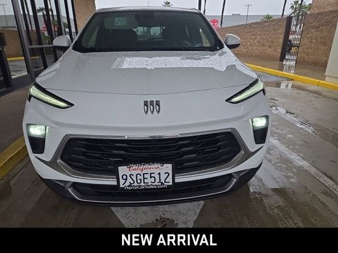 Used 2025 Buick Encore GX Preferred image 3