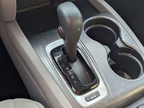 Used 2018 Honda Pilot EX image 24