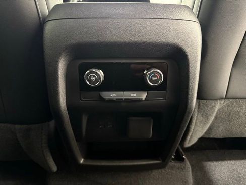 Used 2024 Chevrolet Traverse Z71 w/ LPO, Floor Liner Package image 30