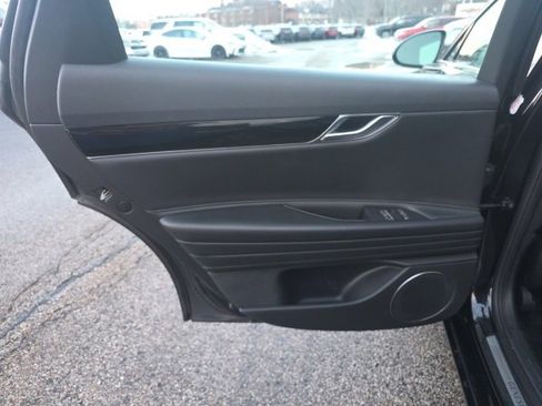 Used 2023 Genesis G80 2.5T image 17