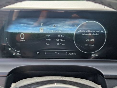 Used 2025 Kia Seltos EX FWD image 18