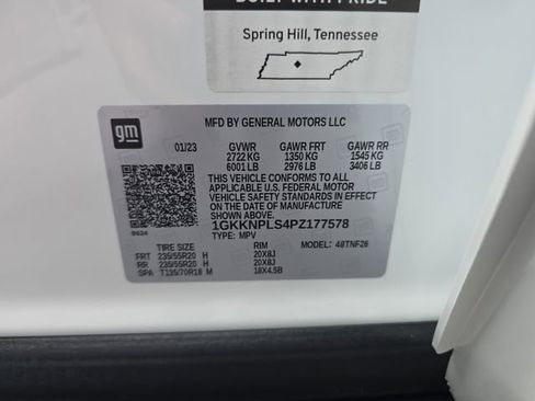 Certified 2023 GMC Acadia Denali w/ Denali Ultimate Package FWD image 31
