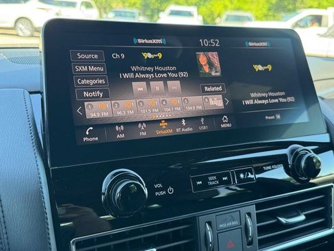 Used 2022 Nissan Armada SL w/ Midnight Edition Package AWD/4WD image 18