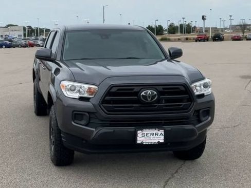 Used 2019 Toyota Tacoma SR w/ SR Convenience Package RWD image 3