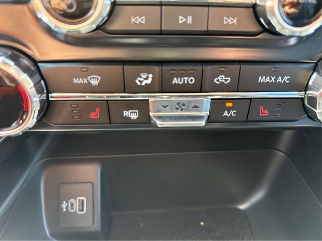New 2026 Ford F150 XLT w/ Equipment Group 302A MID AWD/4WD image 31
