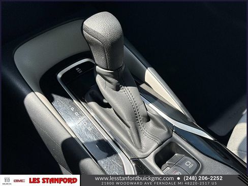 Used 2022 Toyota Corolla LE FWD image 30