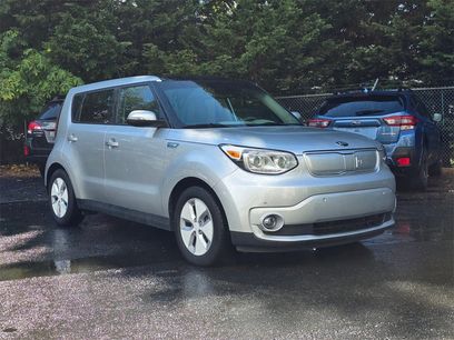 Used 2016 Kia Soul EV + w/ Sun & Fun Package