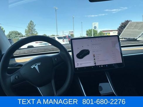 Used 2021 Tesla Model Y Long Range AWD/4WD image 20