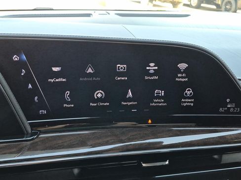 Certified 2023 Cadillac Escalade Sport Platinum w/ LPO, ONYX Package AWD/4WD image 32