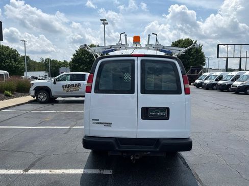 Used 2011 Chevrolet Express 2500 RWD image 7