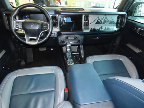 Used 2022 Ford Bronco Outer Banks w/ Sasquatch Package image 20