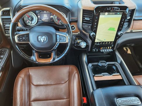 Used 2022 RAM 1500 Limited image 10