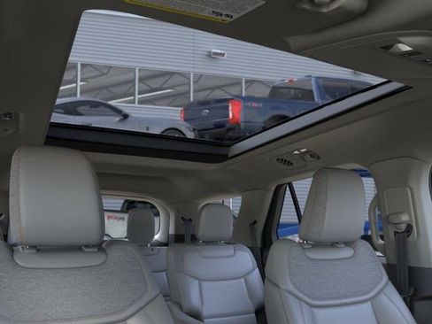 New 2026 Ford Explorer Active image 22