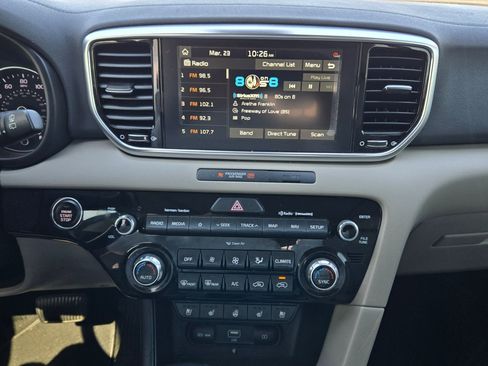 Used 2021 Kia Sportage EX w/ EX Technology Package image 15