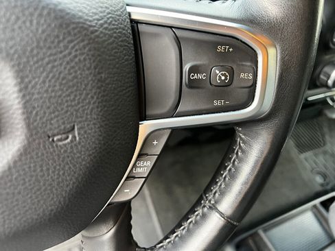 Used 2024 RAM 1500 Big Horn AWD/4WD image 29