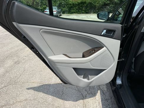 Used 2013 Kia Optima EX w/ Premium Pkg FWD image 32