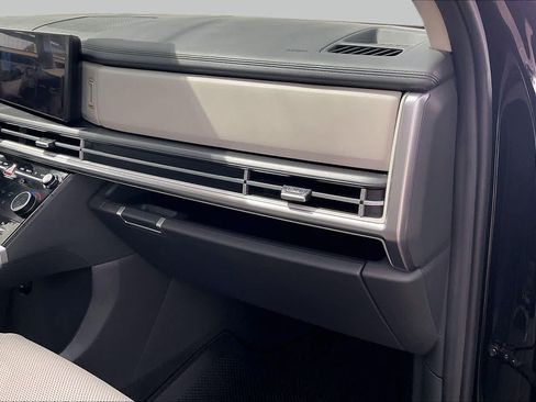 Used 2024 Hyundai Santa Fe SEL FWD image 19