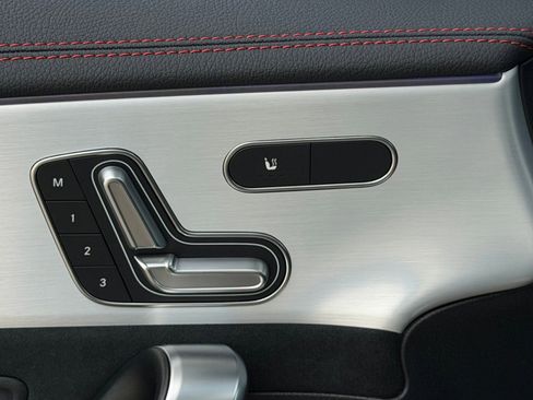 Used 2025 Mercedes-Benz CLA 35 AMG 4MATIC image 8