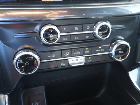 Used 2022 Ford F150 XLT w/ Equipment Group 302A High AWD/4WD image 22