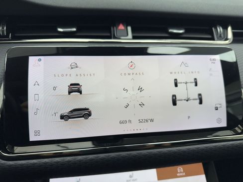 Used 2022 Land Rover Range Rover Evoque R-Dynamic S image 20