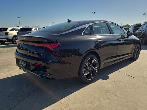 New 2026 Kia K5 GT-Line image 8