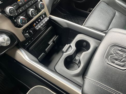Used 2019 RAM 1500 Laramie image 24