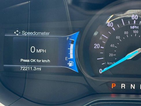Used 2019 Ford Fusion SE FWD image 11