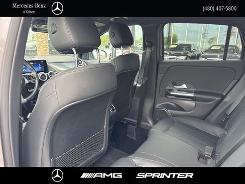 Used 2025 Mercedes-Benz GLA 250 4MATIC w/ Winter Package image 20