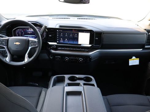 New 2026 Chevrolet Silverado 1500 LT AWD/4WD image 14