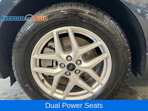 Used 2024 Ford Edge SEL w/ Convenience Package AWD/4WD image 12