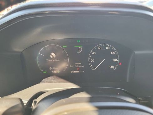 Used 2025 Honda CR-V Sport image 29