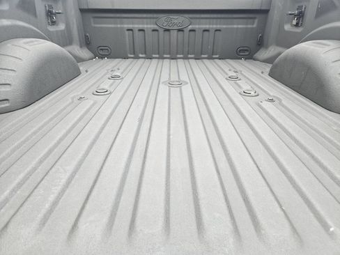 Used 2022 Ford F350 Lariat w/ Chrome Package image 35