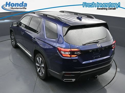 Used 2023 Honda Pilot Touring image 23