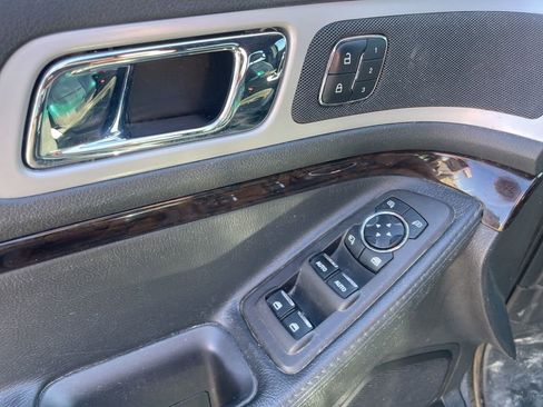 Used 2014 Ford Explorer Limited w/ Equipment Group 301A image 11