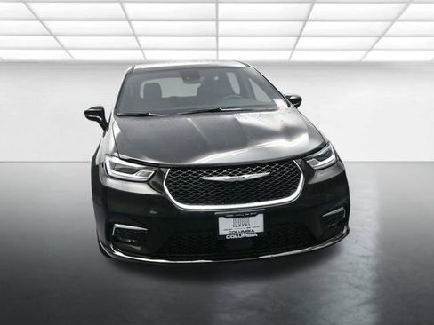 New 2026 Chrysler Pacifica Select image 3