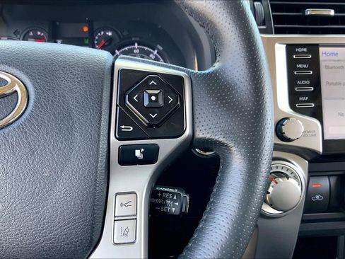 Used 2022 Toyota 4Runner SR5 Premium w/ Moonroof Package RWD image 24
