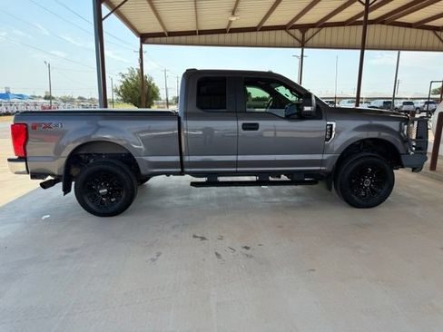 Used 2022 Ford F350 XL w/ Power Equipment Group AWD/4WD image 9