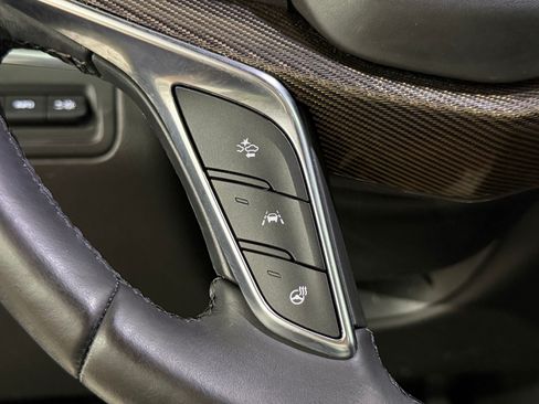 Used 2019 Cadillac XT5 Platinum AWD/4WD image 30