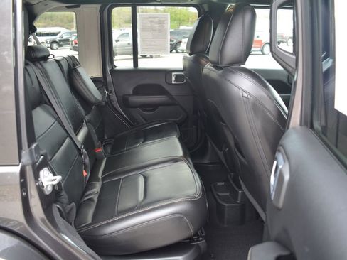 Used 2021 Jeep Wrangler Unlimited Sahara w/ Cold Weather Group image 24